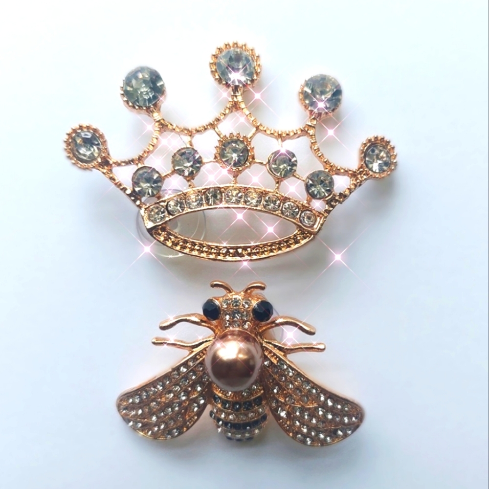NEW Croc Charms - Crown/Bee